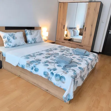 Апартаменты Majestic Бургас