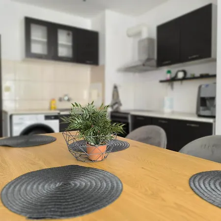 Апартаменты Majestic *